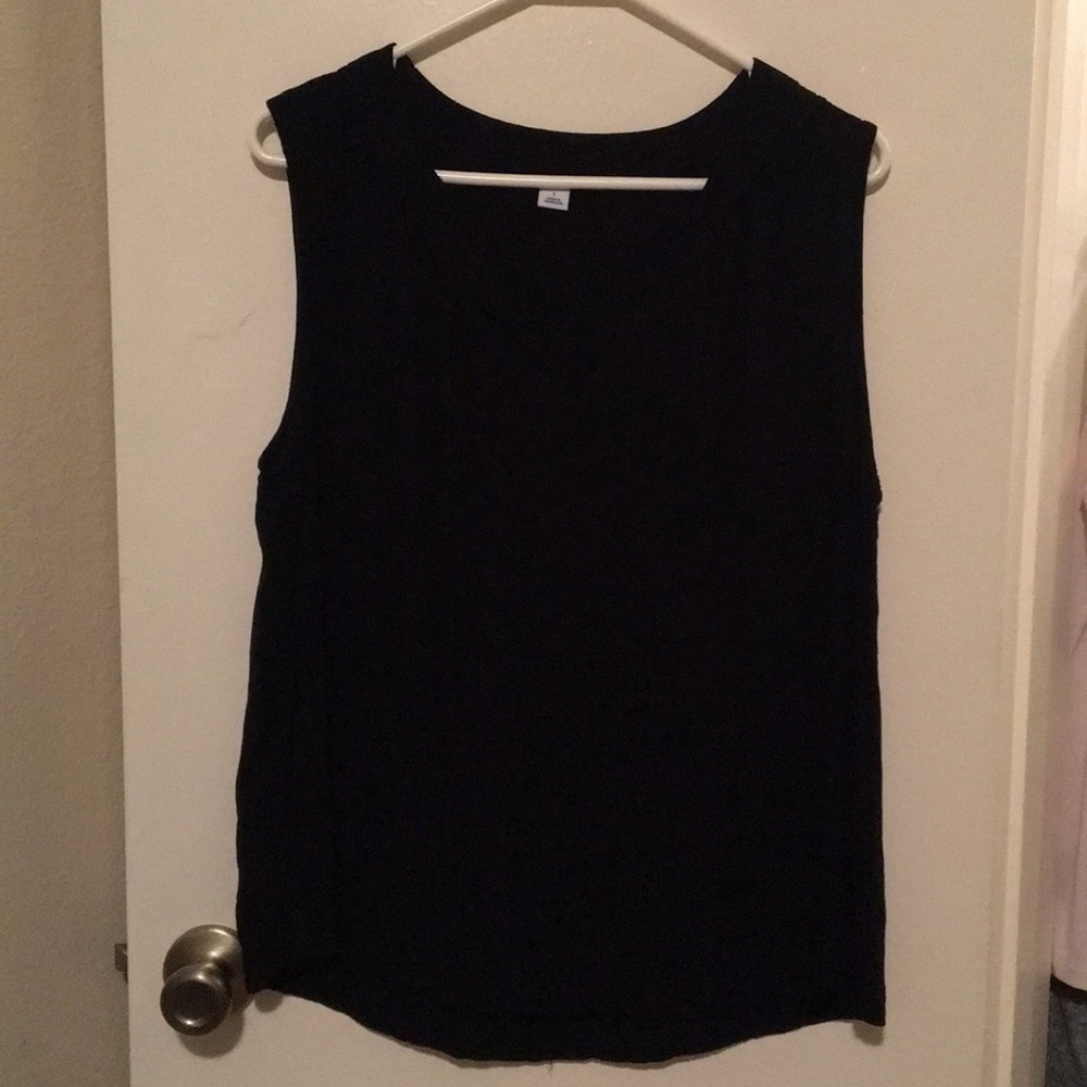 Float old navy tank top